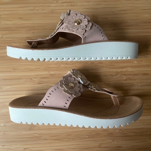 Flexus Platform Sandal Bayview Studded Floral Blush Pink Comfortable Flip Flops - Picture 3 of 10